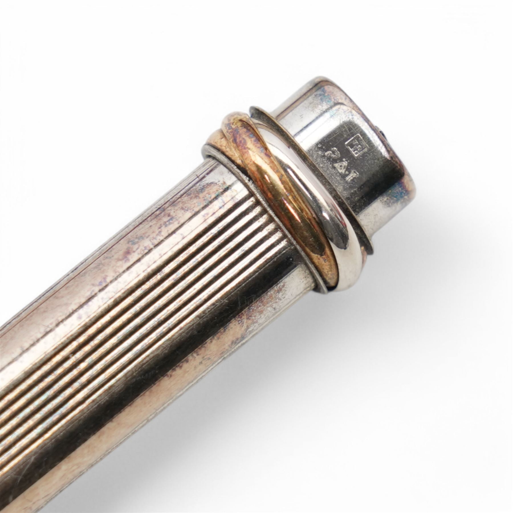 Cartier 'Must de Cartier' fountain pen, cased with cartridges