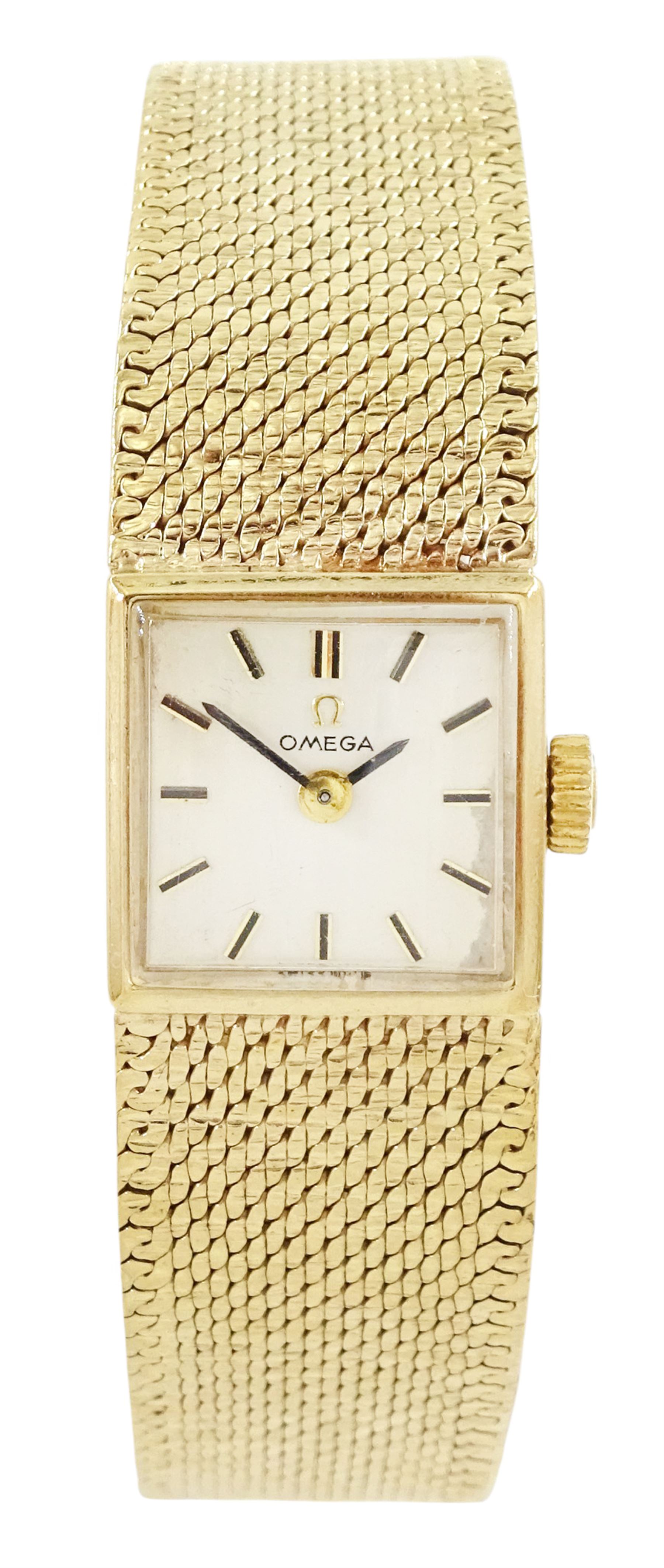 Omega ladies 9ct gold manual wind wristwatch, Cal. 484, silvered dial with baton hour markers, London 1968, on integral 9ct gold bracelet, hallmarked