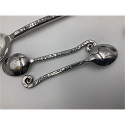 Artisan 24 piece stainless steel cutlery set in the Hammered Shell pattern