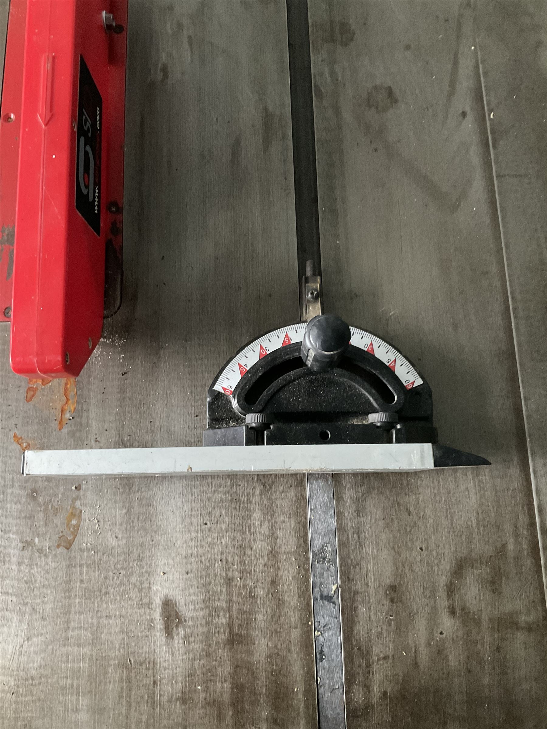 “Sip”, 10” Table saw with aluminium guides, 3500 rpm - THIS LOT IS TO BE COLLECTED BY APPOINTMENT FROM DUGGLEBY STORAGE, GREAT HILL, EASTFIELD, SCARBOROUGH, YO11 3TX