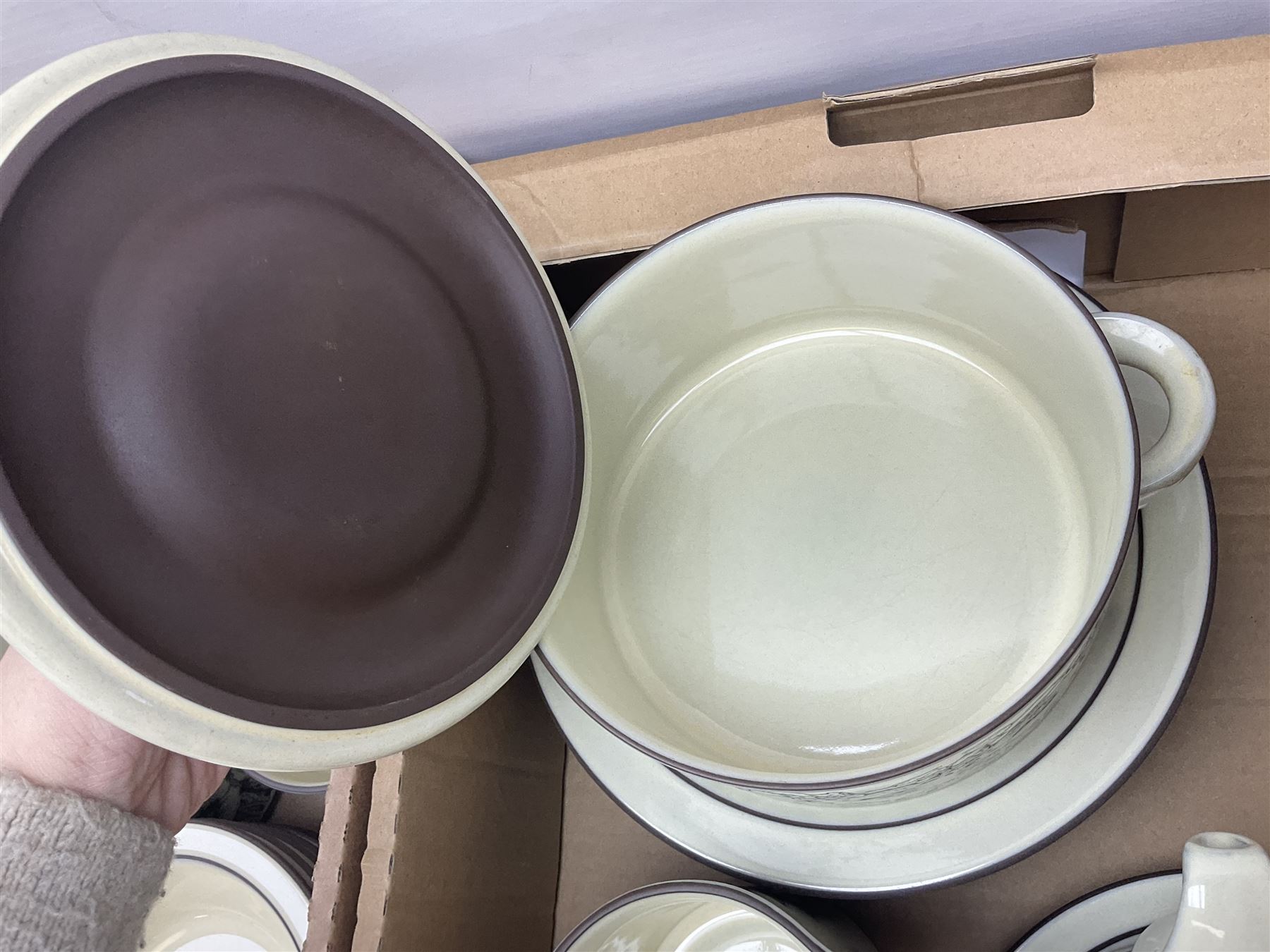 Quantity of Hornsea 'Cornrose' pattern tea and dinner wares, to include teapot, lidded twin handled tureen, storage jars, bowls, dinner plates etc