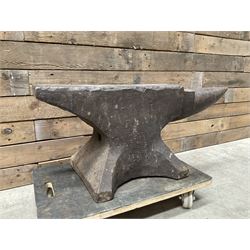 Blacksmiths anvil