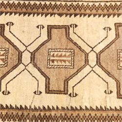 North West Persian Gabeh hand-knotted rug, natural ivory field with a vertical sequence of three large stepped geometric medallions in soft shades of brown and taupe, each enclosing stylized tribal motifs, flanked by narrow guard borders incorporating chevron and zigzag designs, with fringe ends 