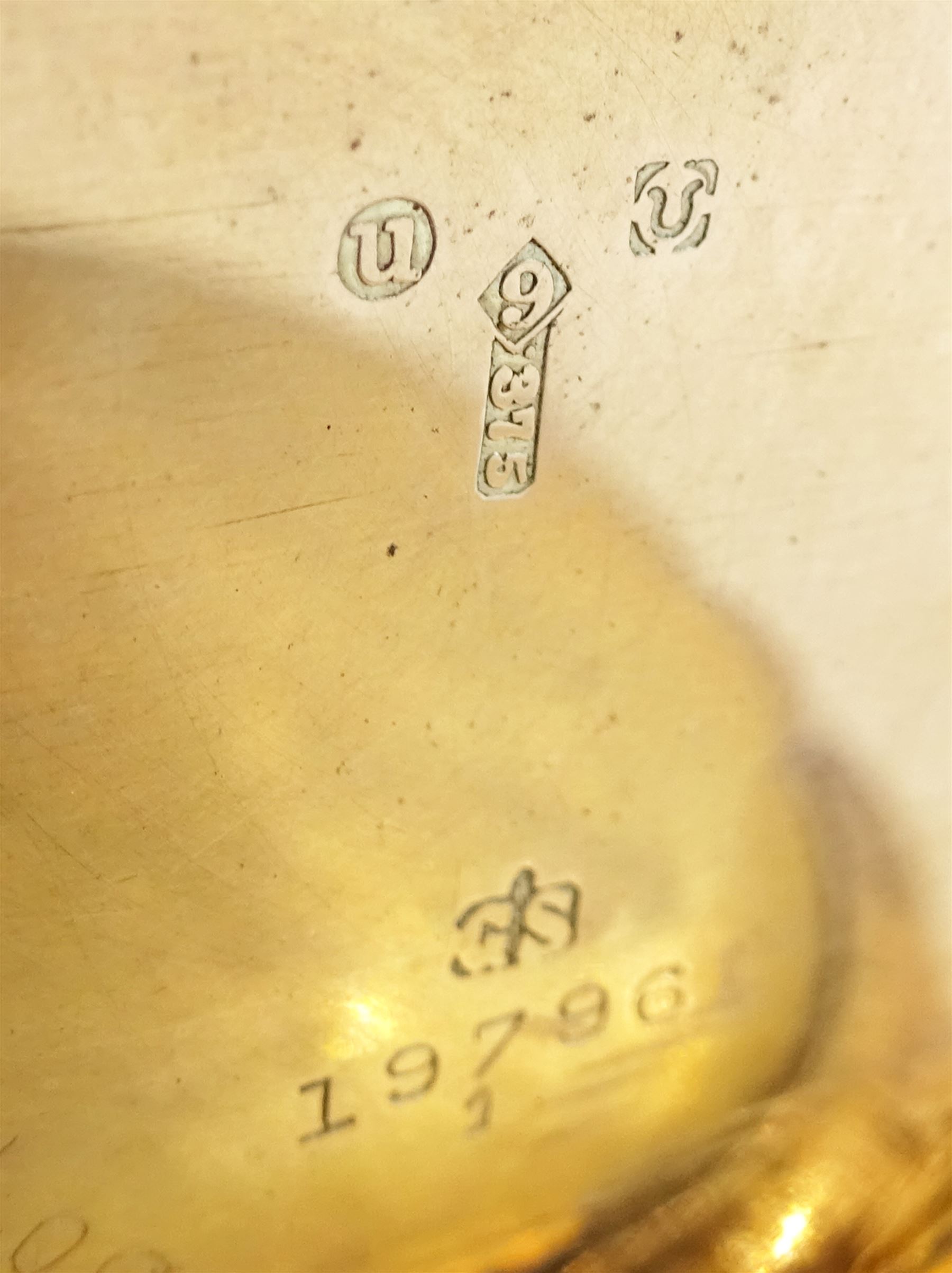 Early 20th century 9ct gold open face keyless pocket watch, stop/work lever, white enamel dial with Roman numerals, case by Stockwell & Co, London import mark 1915