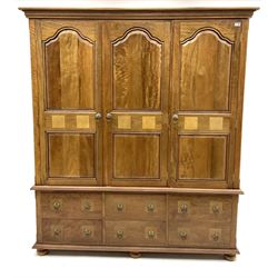 Barker and Stonehouse mango wood and fla