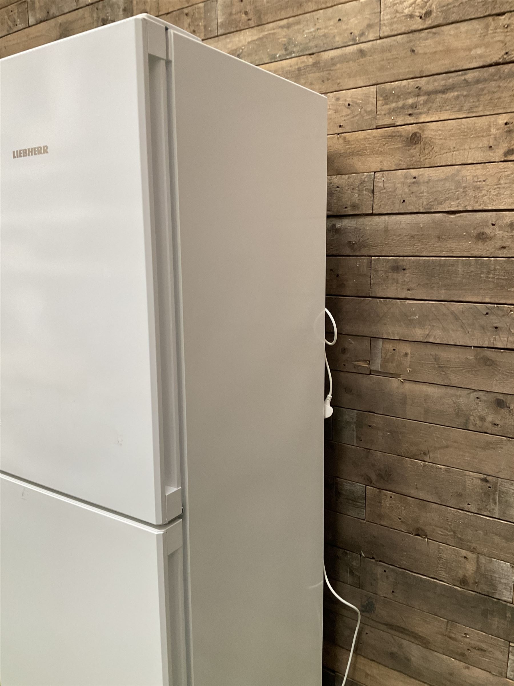 Liebherr SN-T 960214 fridge freezer in white - THIS LOT IS TO BE COLLECTED BY APPOINTMENT FROM DUGGLEBY STORAGE, GREAT HILL, EASTFIELD, SCARBOROUGH, YO11 3TX