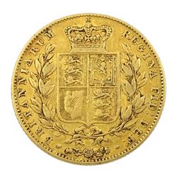 Queen Victorian 1847 gold shield back full sovereign
