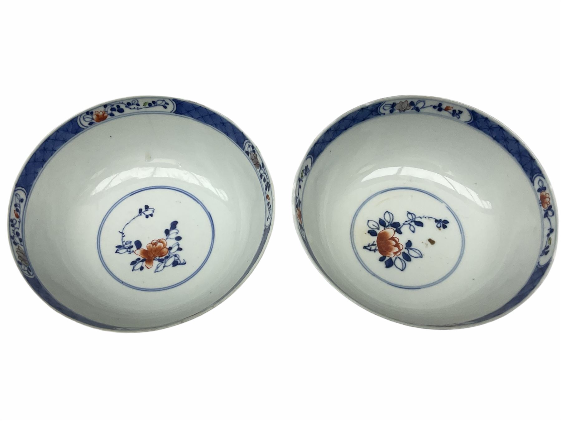 Pair of 20th century Chinese bowls, with enamelled floral decoration