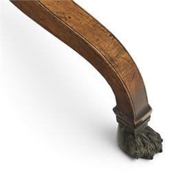 George III mahogany tripod table, rounded rectangular tilt top, raised on a turned column, on splayed supports, terminating brass claw feet above castors