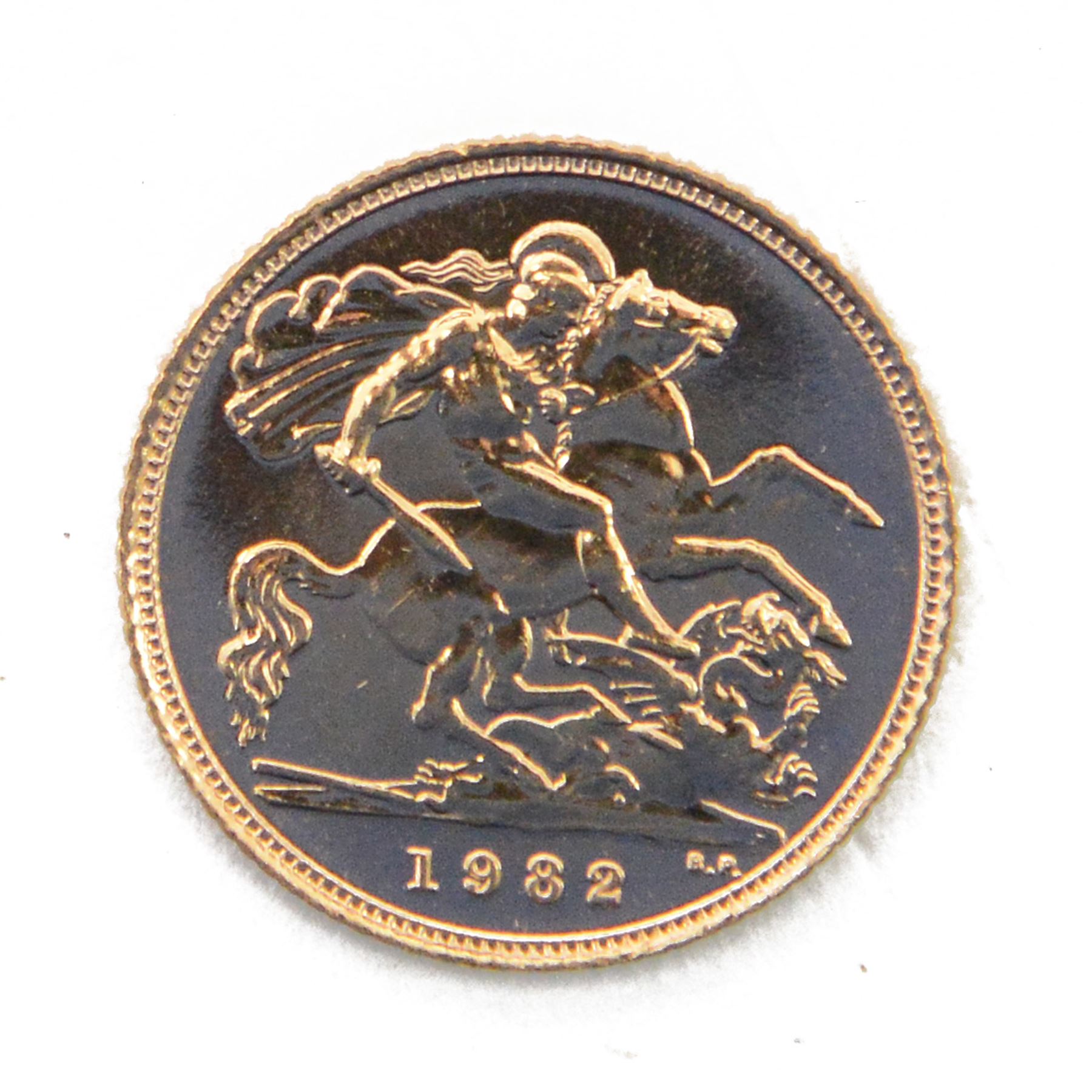 Queen Elizabeth II 1982 gold half sovereign coin