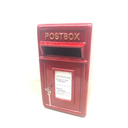  Reproduction painted cast iron Postbox, H45cm, W24cm, D27cm  