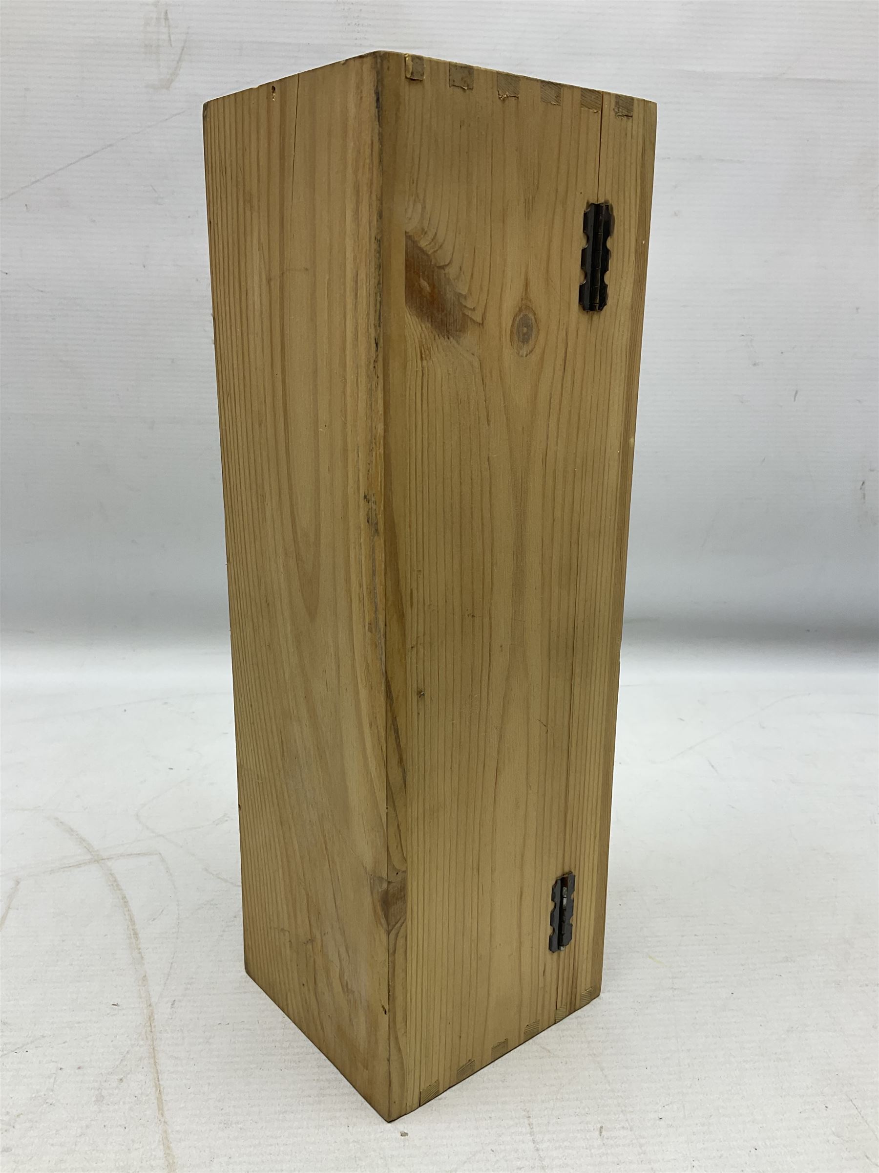 Blair Athol Aged 12 Years Single Malt Scotch Whisky 70cl, 43%, in wood box