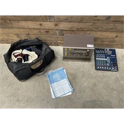 Quad FM4 tuner, a Quad 405 power amplifier, a Quad 34 preamplifier, a Yamaha MG82CX and various cables