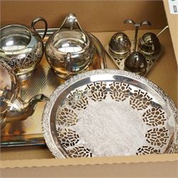 Collection of silver plate, to include apex cruet set with blue glass liners, matching teapot, coffee pot, milk and sugar bowls, and a plated tray, folding cake stand etc