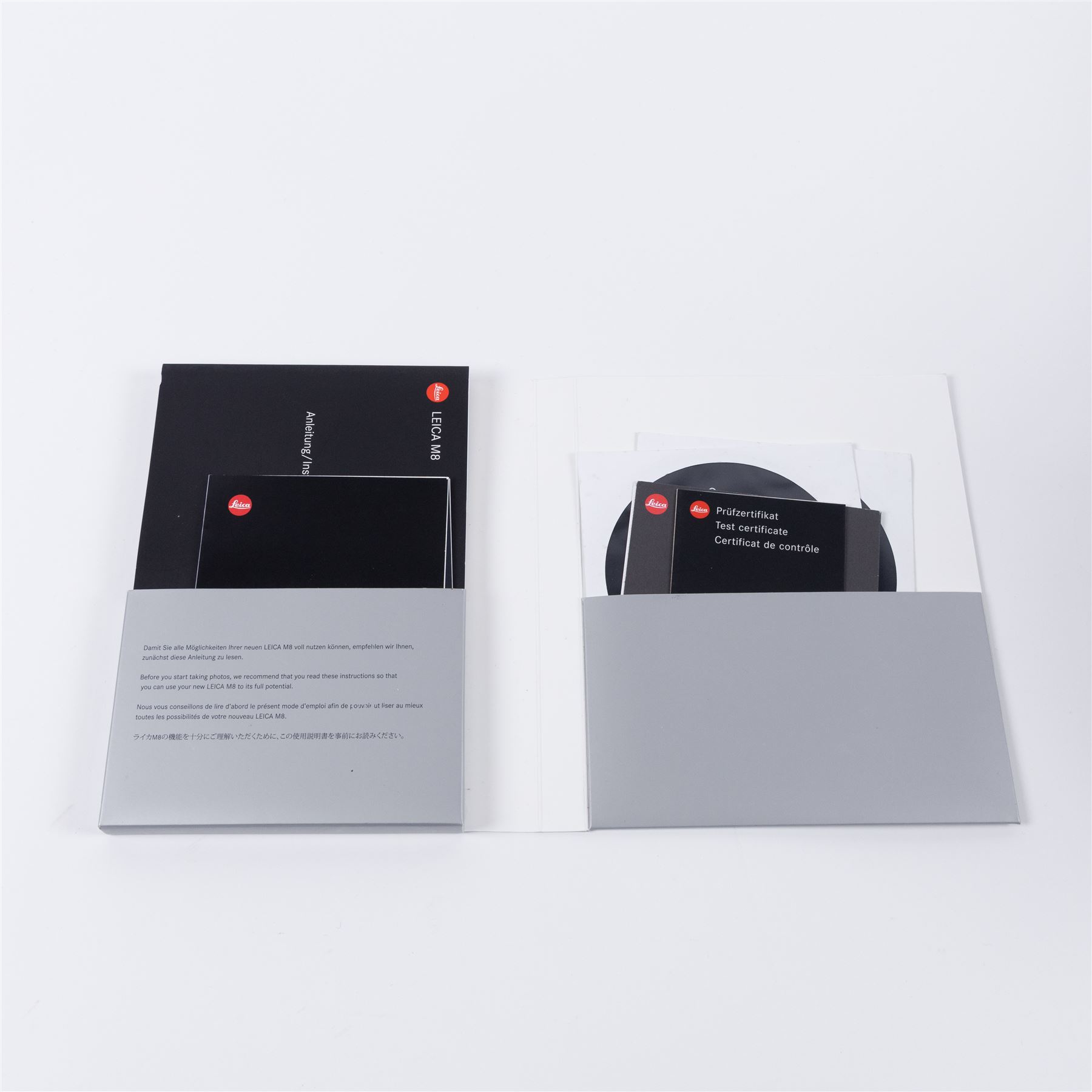 Leica M8 digital rangefinder camera body, with chrome finish, serial number 3196518, circa 2007, in original inner and outer boxes with charger and instructions 