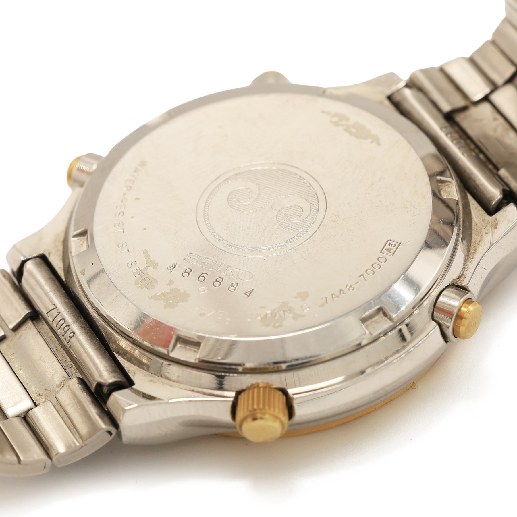Seiko Sports 100 gentleman's stainless steel chronograph quartz wristwatch, Ref. 7A48-7000  white dial with subsidiary dials and moonphase, on original bracelet with fold-over clasp