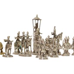 19th century Moghul Indian silver and silver gilt chess set, comprising thirty-two pieces,...