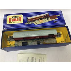 Hornby Dublo - 4620 Breakdown Crane; TPO Mail Van Set; D1 Level Crossing; Pullman cars and goods vans; with a large quantity of track to include straight and curved track, switch points and buffer stops; boxed and loose
