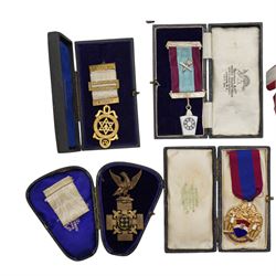 Quantity of gilt metal and enamel Masonic jewels including Past Provincial Senior Grand Warden collar jewel, cased, Benevolent Fund jewel etc