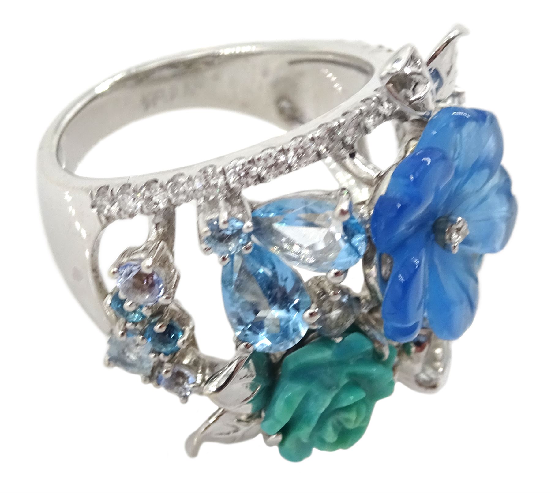 La Posy 18ct white gold diamond and stone set flower jewellery including matching ring, pendant and pair of earrings, stamped 750 La Posy 