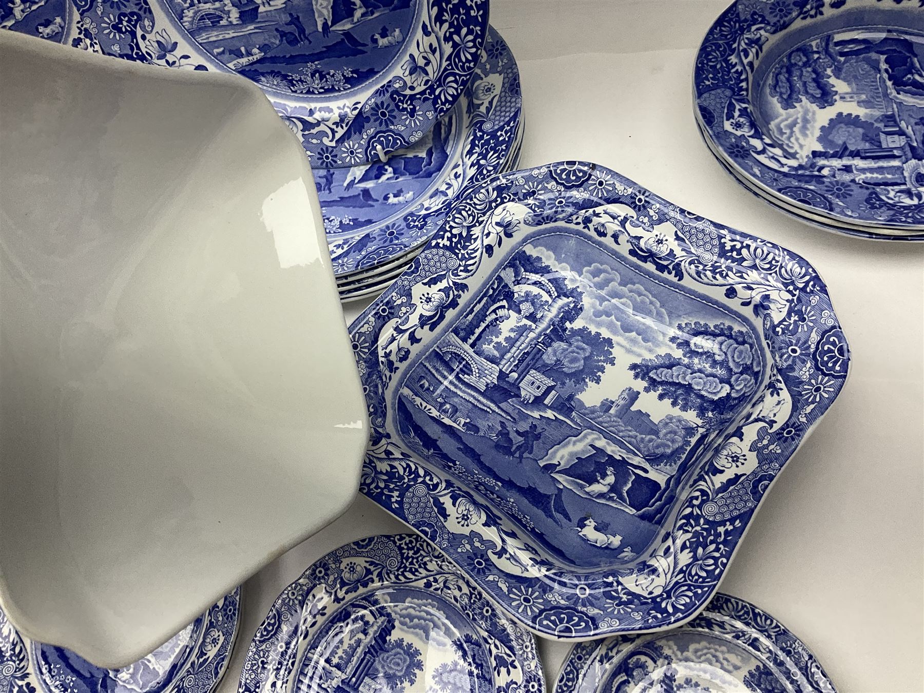 Copeland Spode Italian pattern dinner wares, including two tureens and covers, four serving dishes, six dinner plates, four side plates etc, all with blue printed marks beneath