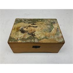 Victorian rectangular disc music box, the hinged lid with printed decoration of a young girl lifting to reveal a brass plate with single comb movement, with six discs, housed in pine case