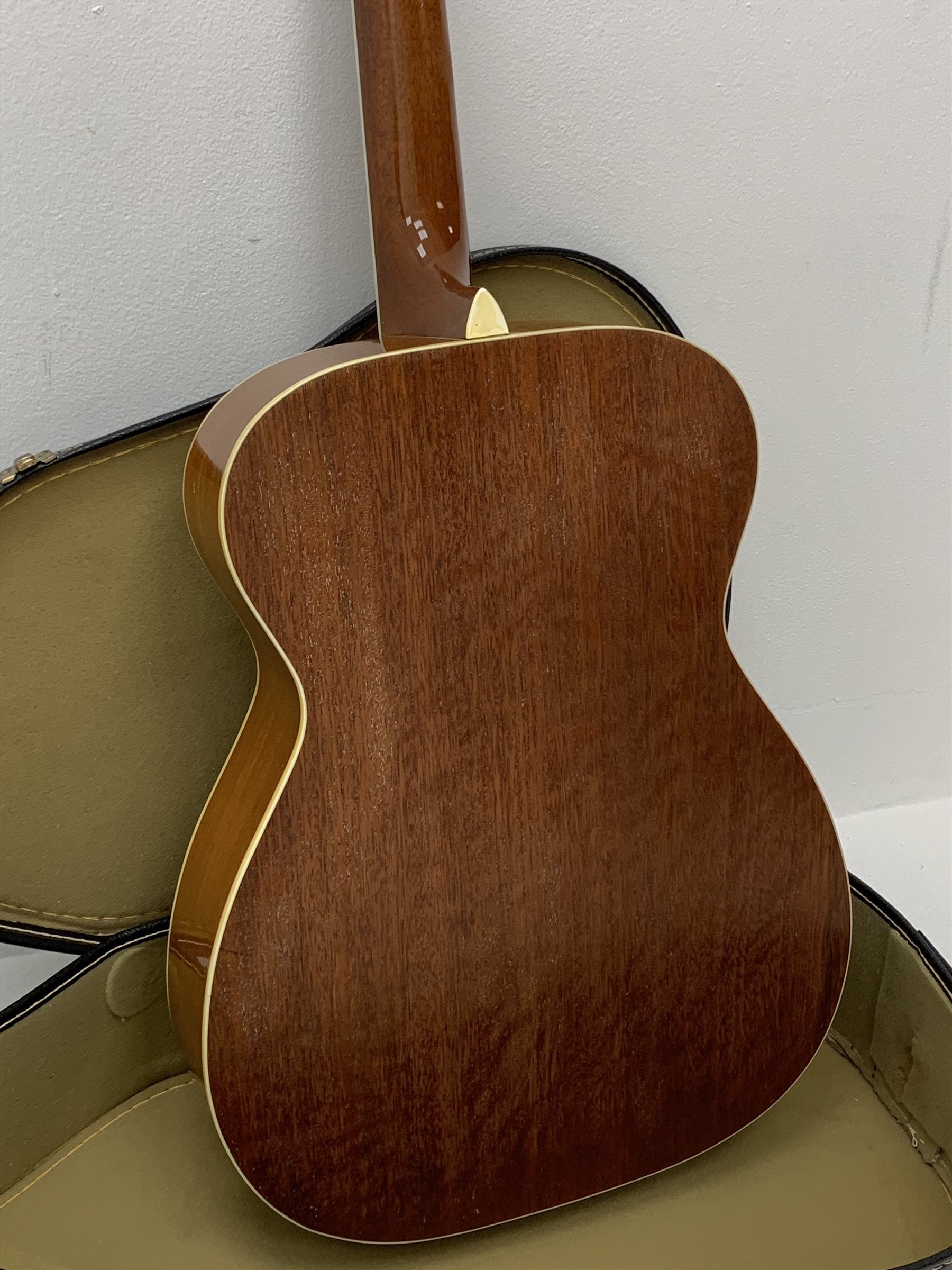 Harmony H-6303 Sovereign acoustic guitar, spruce top, mahogany body, in carrying case