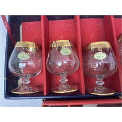 Set of six Murano brandy glasses with gilt rims, together with six italian tumblers