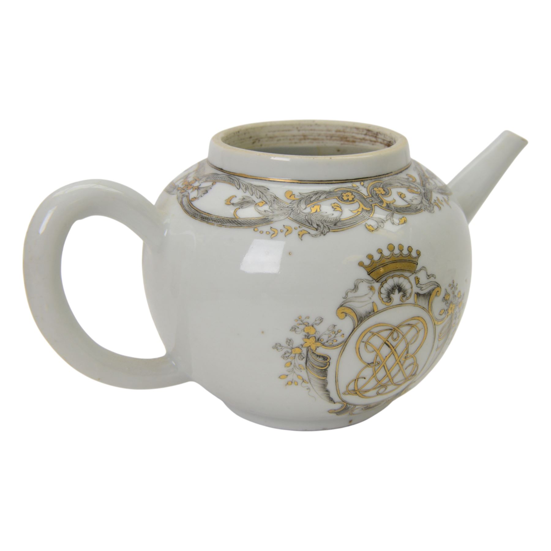 18th century Chinese export grisaille cup, decorated with Juno, the Roman Goddess of marriage together with another similar tea bowl and other grisaille decorated chinse ceramics