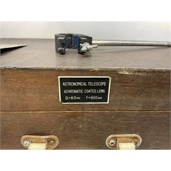 Astronomical telescope with achromatic coated lens, with tripod in wooden box 