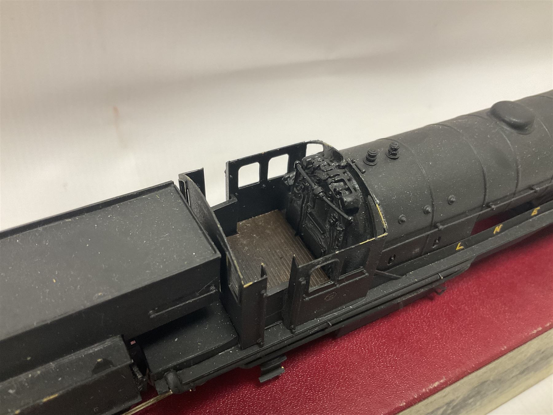 DJH Model ‘00’ gauge - kit-built K40 Class U1 LNER Garratt 2-8-0+0-8-2 locomotive no.2395, with original box; together with similar kit-built LMS Beyer-Garratt 2-6-0+0-6-2 locomotive no.47982 
