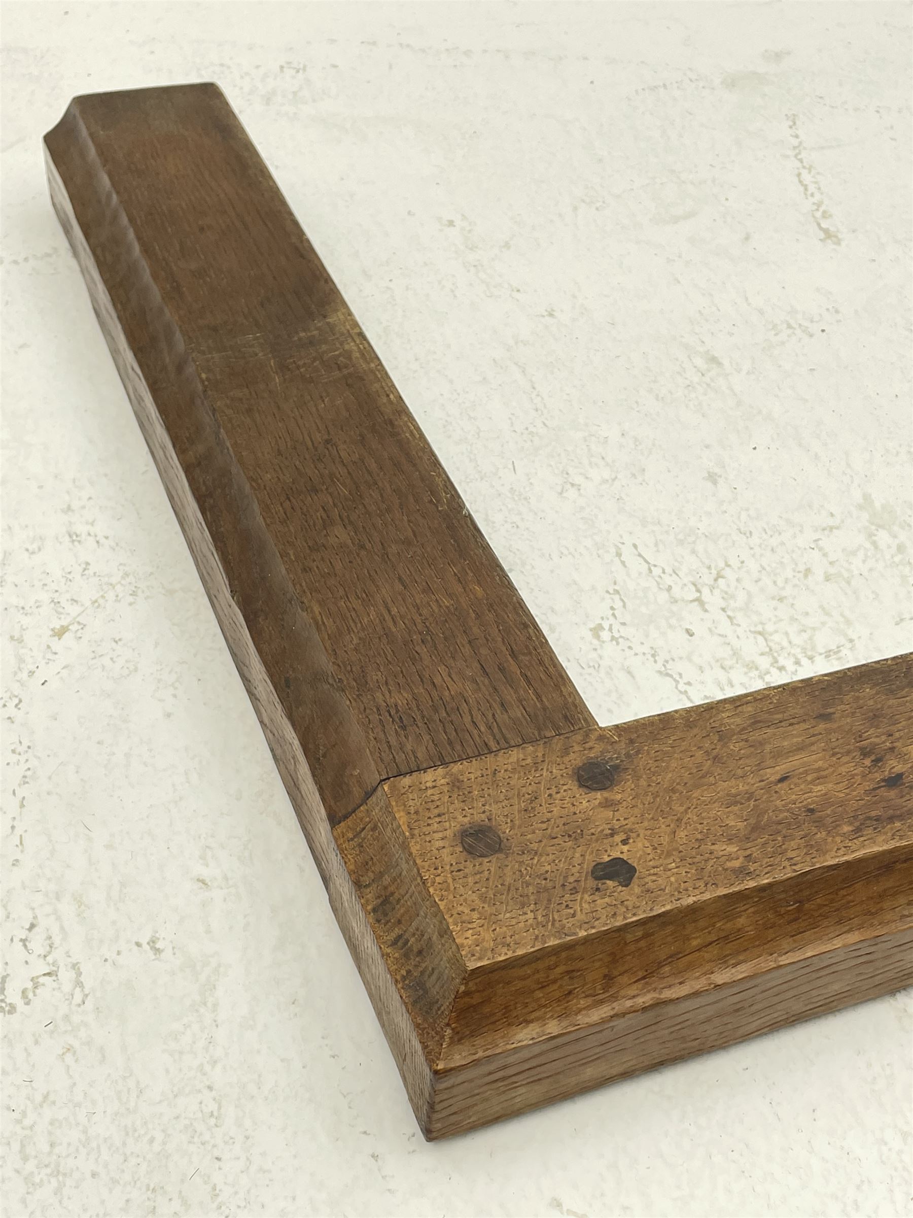 'Mouseman' 1930s/40s tooled oak fire fender, carved with mouse signature, by Robert Thompson of Kilburn