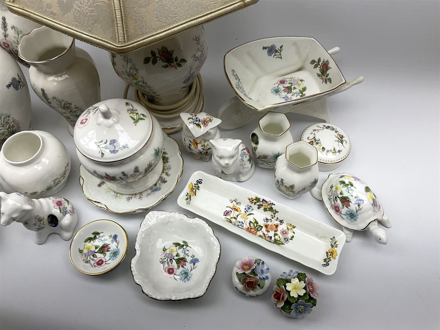 Collection of Aynsley Wild Tudor, including table lamp with shade, H48cm, clock, a selection of vases of various sizes etc, Aynsley cottage garden, trinket box, owl and ceramic floral decorations. 
