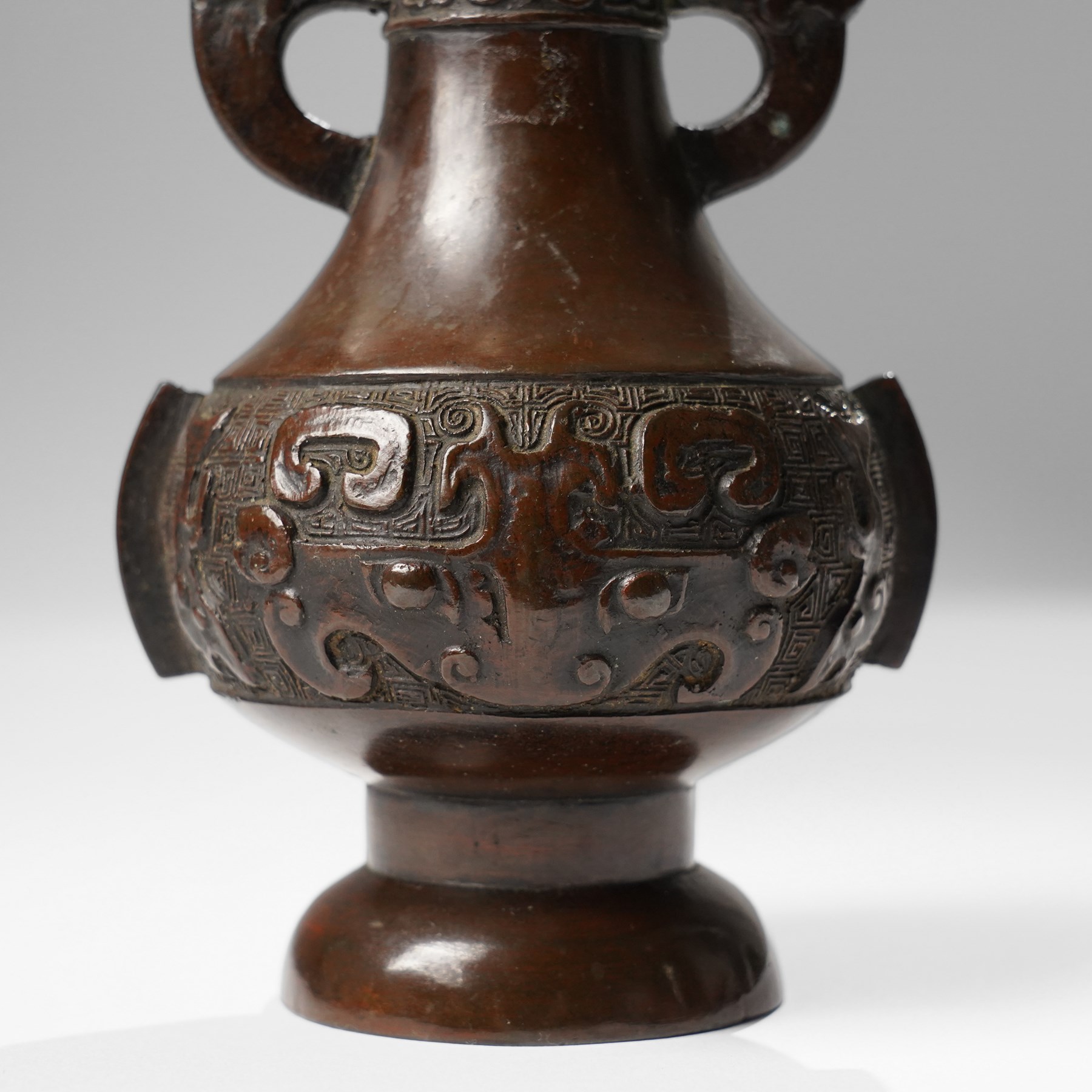 Chinese bronze archaistic vase, H15cm 