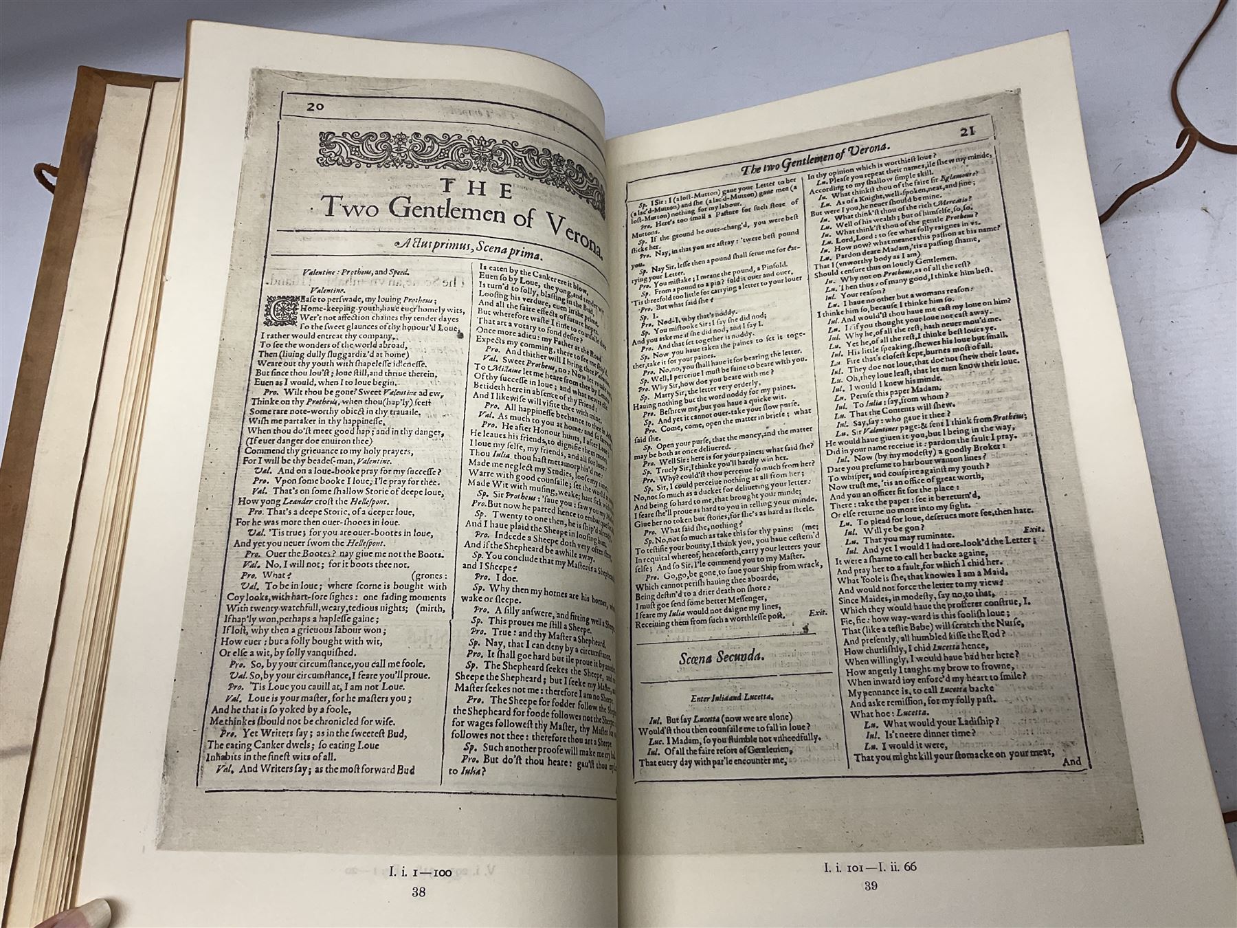 Shakespeare (William), Shakespeares Comedies, Histories, & Tragedies, 364/1000 signed by Sidney Lee, original ful reversed calf and ties, folio, Oxford, Clarendon Press, 1902