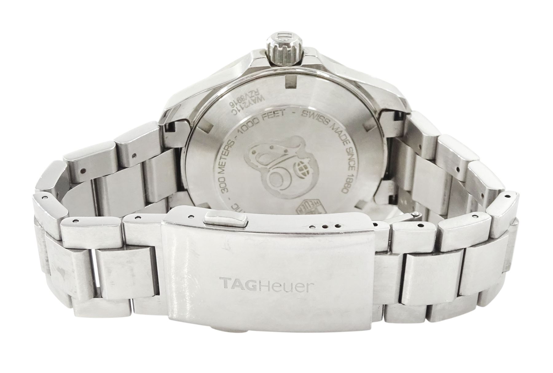 Tag Heuer Aquaracer gentleman's stainless steel automatic wristwatch, Ref. WAY211C,  Calibre 5, serial No. RZV8916, blue dial with dagger hour markers, date aperture and unidirectional rotating bezel, on original stainless steel bracelet, with fold-over clasp
