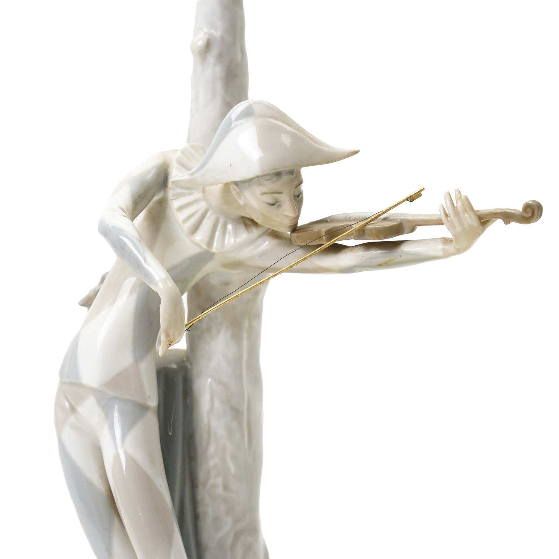 Pair of Lladro lamps, modelled as a Violinist and a Ballerina, including fittings H38cm (2)