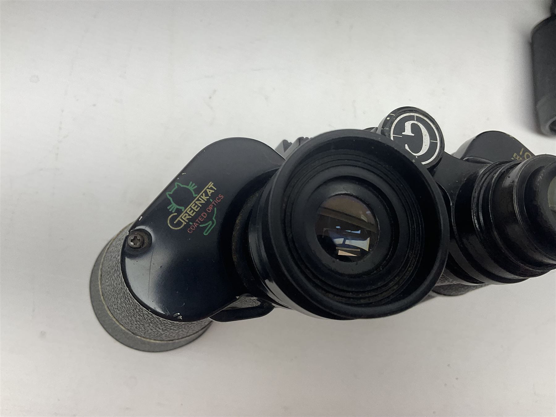 Optus Spotting scope 20-60x60, together with Wray London Wrayvu binoculars, Greenkat 10x50 binoculars and one other pair 