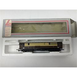 Lima Models '00' gauge - limited edition Class 73 diesel Pullman locomotive 'The Royal Alex' No.73101 with certificate No.2809; and Class 73 diesel Pullman locomotive 'Brighton Evening Argus' No.73101; both boxed (2)