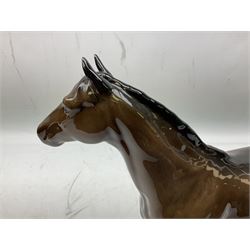 Six Beswick figures of bay horses, including large hunter no.1734, Shire horse no.818, horse with tucked head no.1549, etc (6)