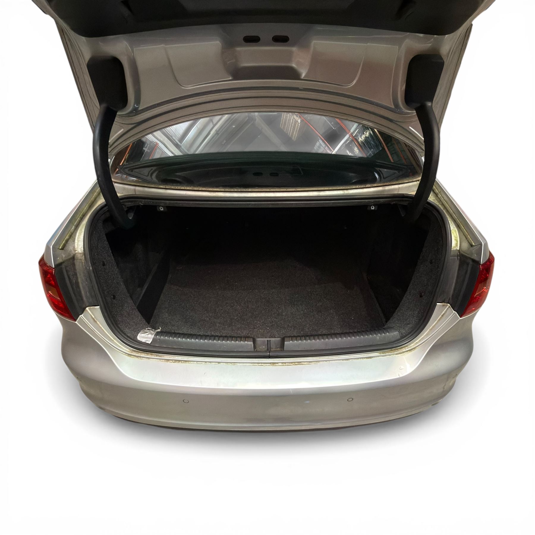 Volkswagen Jetta, 1.6 litre blue-motion diesel, 82000 miles, manual, silver, 2013, (NX63 VVT), MOT till 13 August 2026, £20 road tax, full VW service history, parking sensors, bluetooth - this vehicle is subject to 10% plus VAT buyers premium (12% in total)