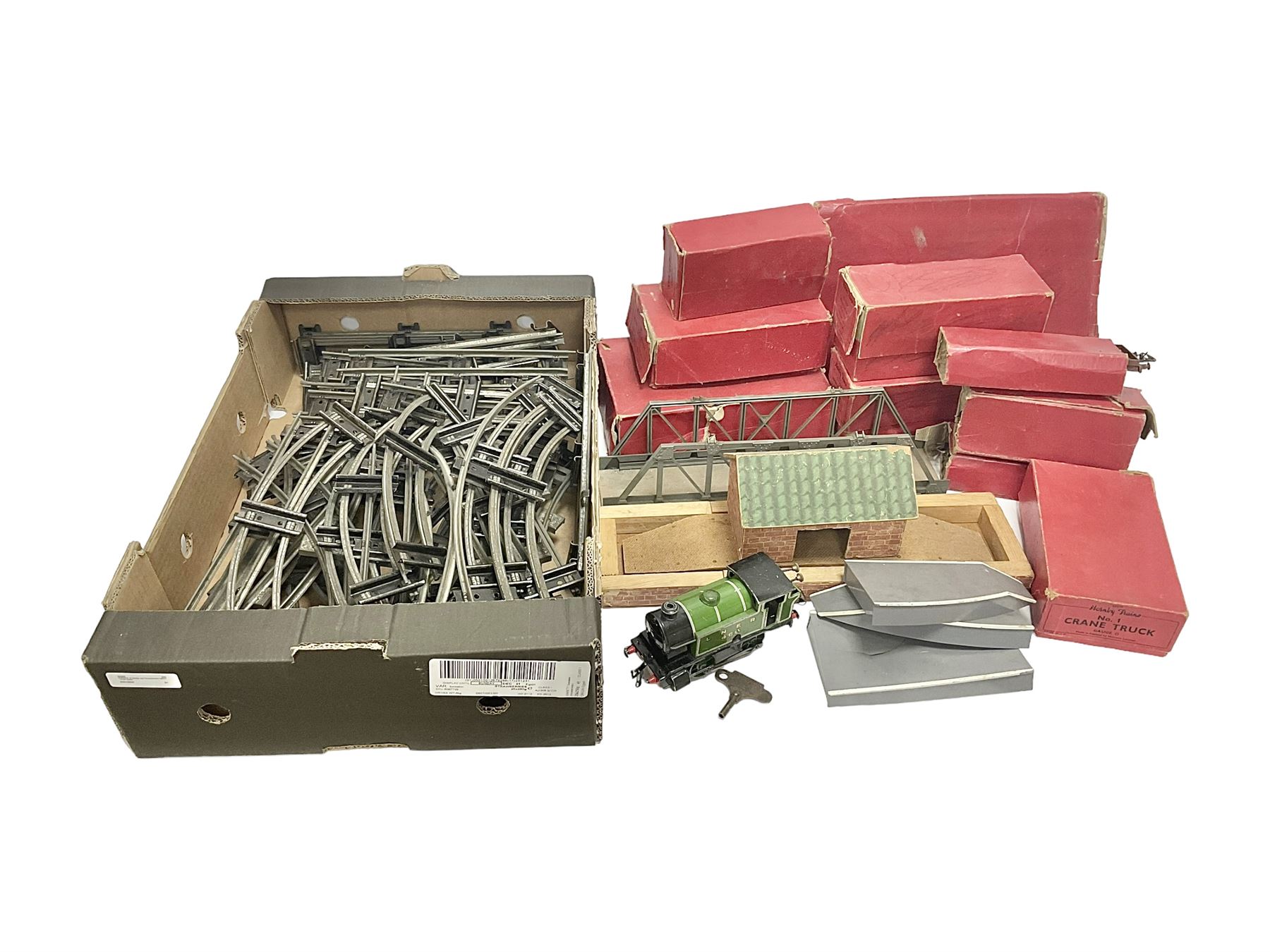 Hornby ‘0’ gauge - LNER 0-4-0 no.460 type 101 locomotive in green with key; further boxed ‘0’ gauge to include no.1 Crane Truck, no.2 single arm signals, open and closed goods wagons and cars; large quantity of track to include railway crossing, straight and curved track etc, in two boxes 