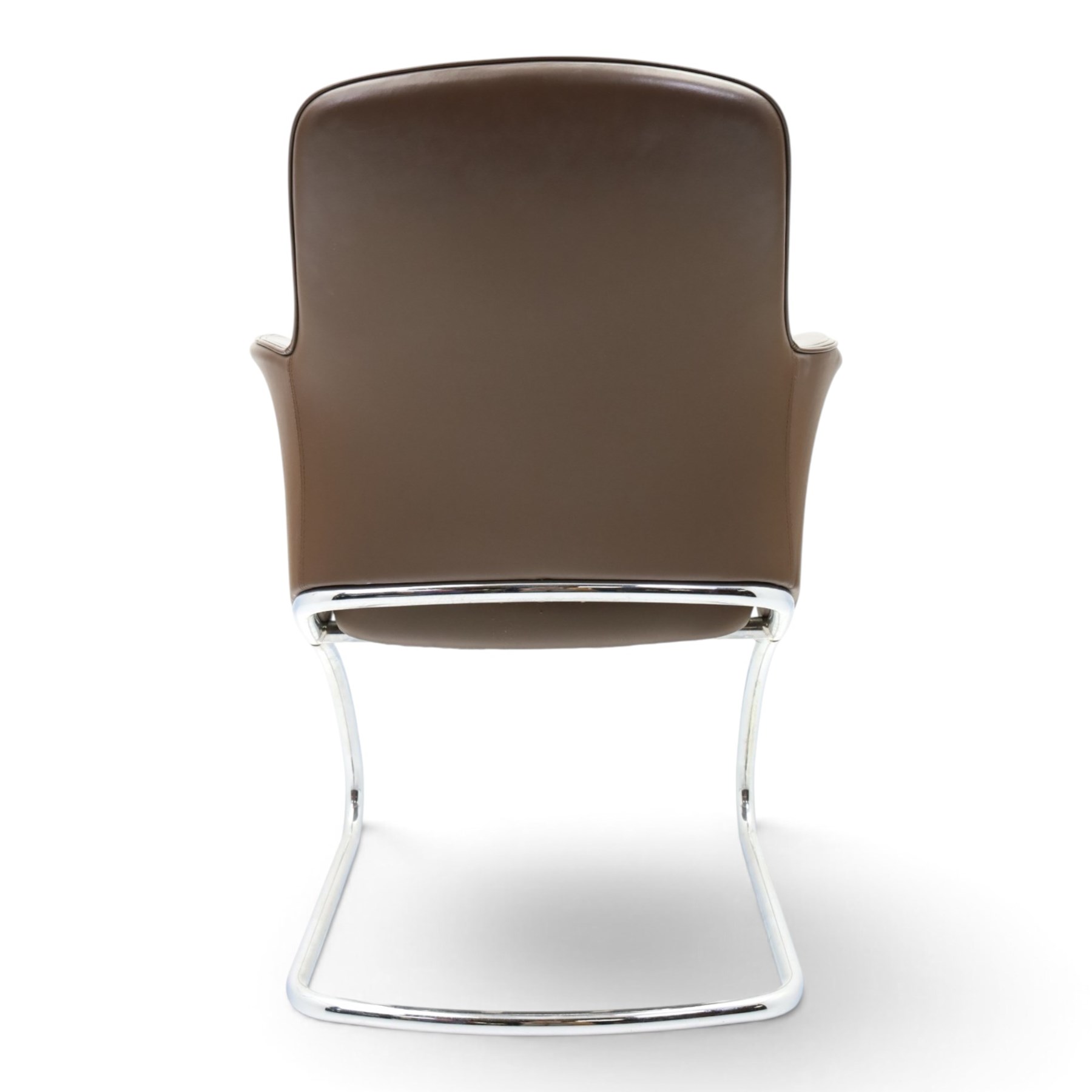 Set of four contemporary Senator executive cantilever chairs, upholstered in Padova hide, moulded back and integrated armrests, raised on a tubular chromed cantilever base