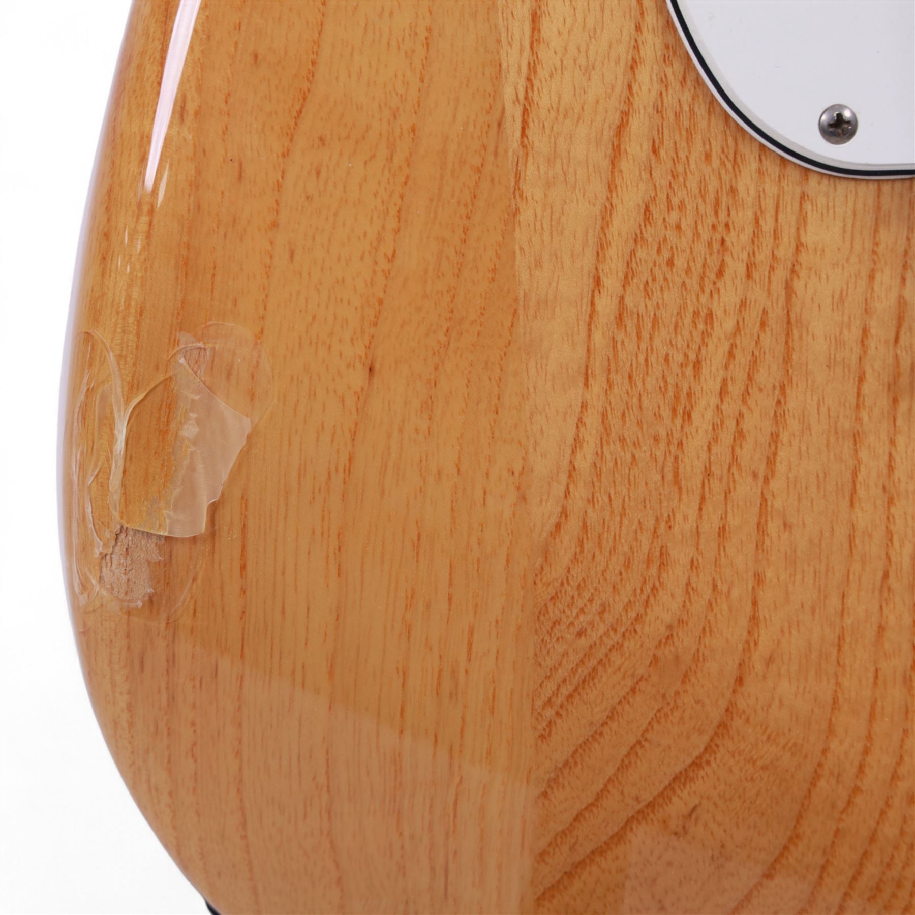 Fender Stratocaster electric guitar, serial no. MN8110169 made in Mexico c. 1998, with natural body, maple neck, three pickups, three control dials and five way selector switch, L99cm 