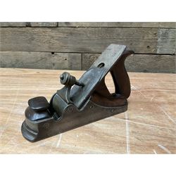 9” rosewood infill plane with brass cap and steed blade - THIS LOT IS TO BE COLLECTED BY APPOINTMENT FROM DUGGLEBY STORAGE, GREAT HILL, EASTFIELD, SCARBOROUGH, YO11 3TX
