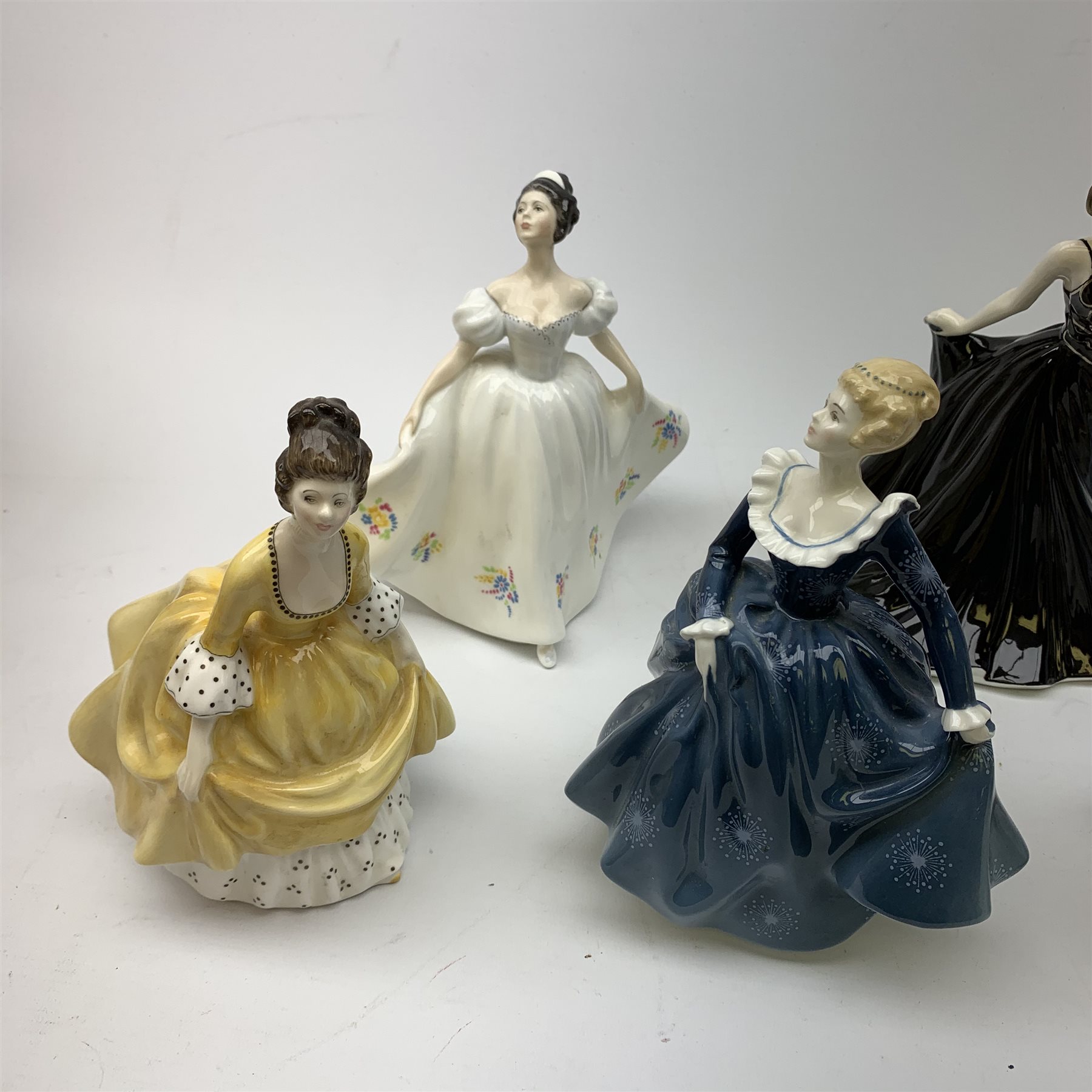 Royal Doulton Figurine Royal Doulton Figurine