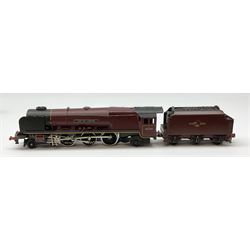 Hornby Dublo - two-rail 2226 Duchess Class 4-6-2 locomotive 'City of London' No.46245 with instructions; and Class A4 4-6-2 locomotive 'Golden Fleece' No.60030; both in red striped boxes (2)