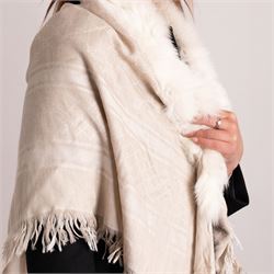 Gucci - GG pattern silk and wool blend shawl with fox fur trim and with fringe detail, 180cm x 180cm, unused with original box
