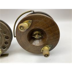 Three Allcocks & Co Ltd reels of brass and wood construction, the largest D4.5 inches