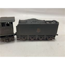 Hornby ‘00’ gauge - Class A3 4-6-2 weathered ‘Flying Scotsman’ locomotive no.60103; Patriot Class 5XP 4-6-2 ‘Caernarvon’ locomotive no.45515; Class 8P 4-6-2 ‘City of Chester’ locomotive no.46239; Saint Class 4-6-0 ‘Clevedon Court’ locomotive no.2937; all unboxed (4)